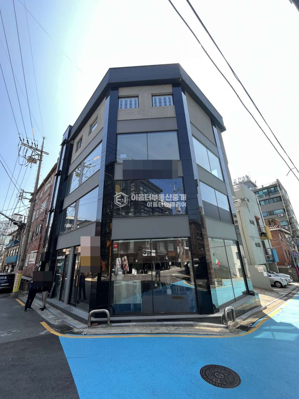 서울 마포구 합정동 주차1대 삼면통창O 노출천정O 채광우수O 월세 매물번호 10069 사진 1