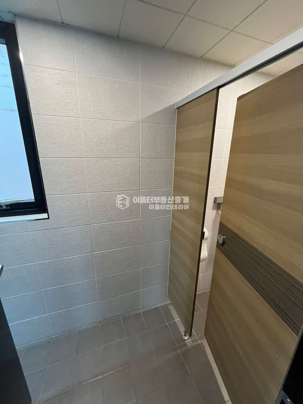 서울 마포구 서교동 서교동 오피스라인, 도로변, 엘베, 주차, 임대 31p, 2층 사무실 월세 매물번호 10192 사진 16