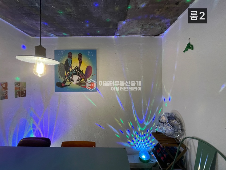 서울 마포구 서교동 숲길뷰 1층 벚꽃뷰 경의선숲길 바로 앞 상가 술집 음식점 감성 최고 월세 매물번호 10215 사진 27