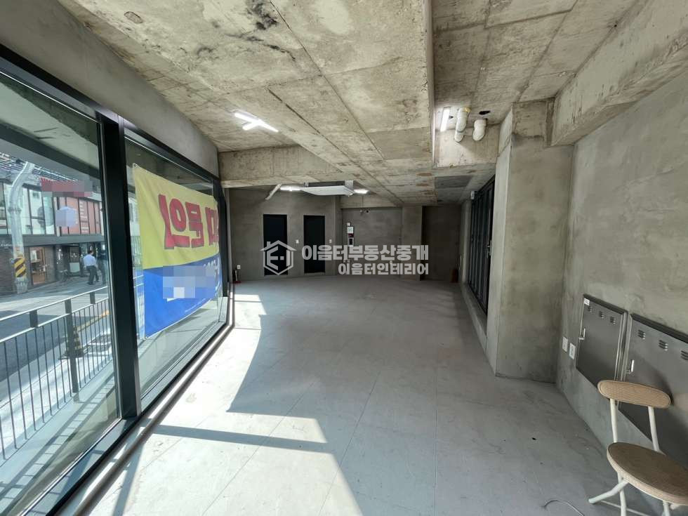 서울 마포구 연남동 연남동 신축.통임대 상가/사무실.주차O엘베O테라스O루프탑O 월세 매물번호 10347 사진 2