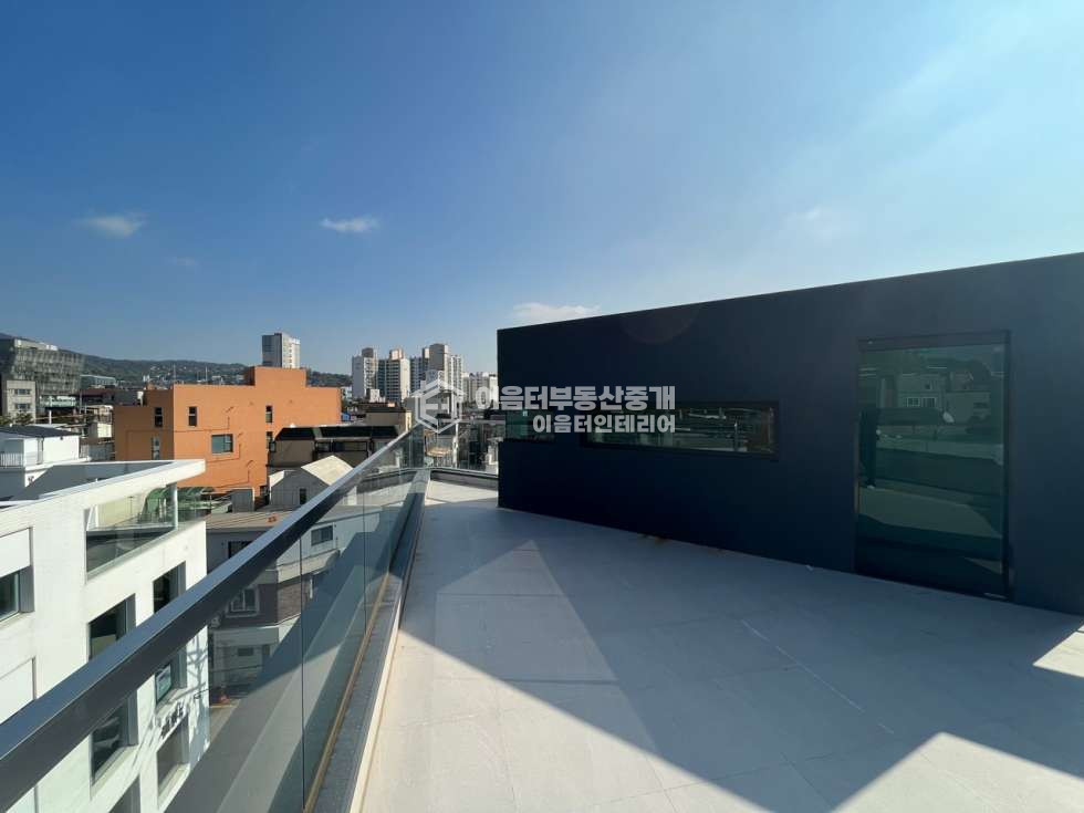 서울 마포구 연남동 연남동 신축.통임대 상가/사무실.주차O엘베O테라스O루프탑O 월세 매물번호 10347 사진 77