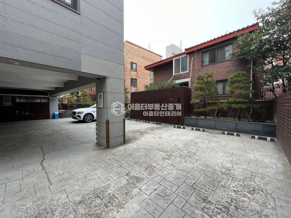 서울 마포구 연남동 무권리 연남동 대형사무실.대로변위치.주차O엘베 O 월세 매물번호 10355 사진 4