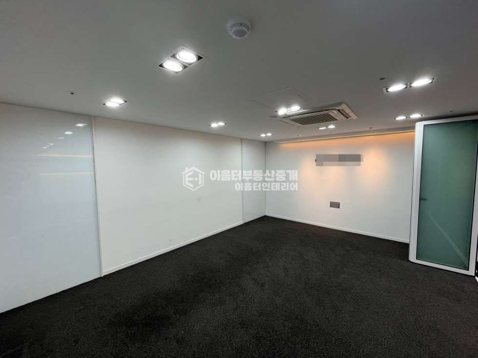 서울 마포구 연남동 홍대역세권.연층임대 대형사무실.내외관 컨디션 최상.엘베O.주차O 월세 매물번호 10356 사진 60