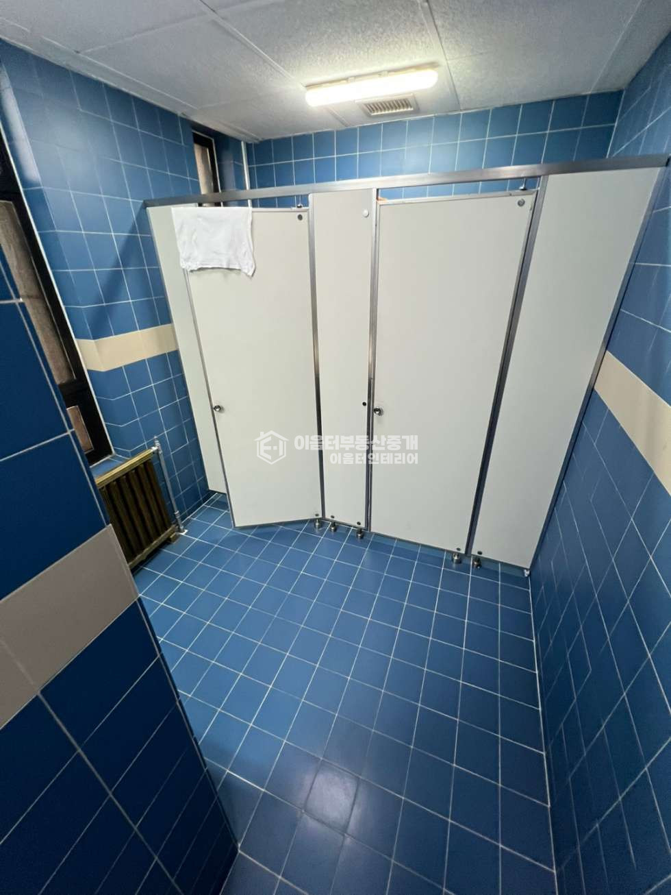 서울 마포구 서교동 더블역세권.대로변.내외관 최상 대형사무실. 즉시입주.엘베O주차O 월세 매물번호 10392 사진 14