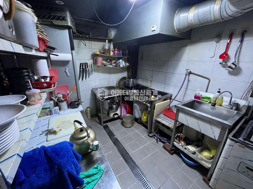 서울 마포구 서교동 합정역 솔내길 인근 상권 전면노출 귀한 반지층 상가 월세 매물번호 10423 사진 10