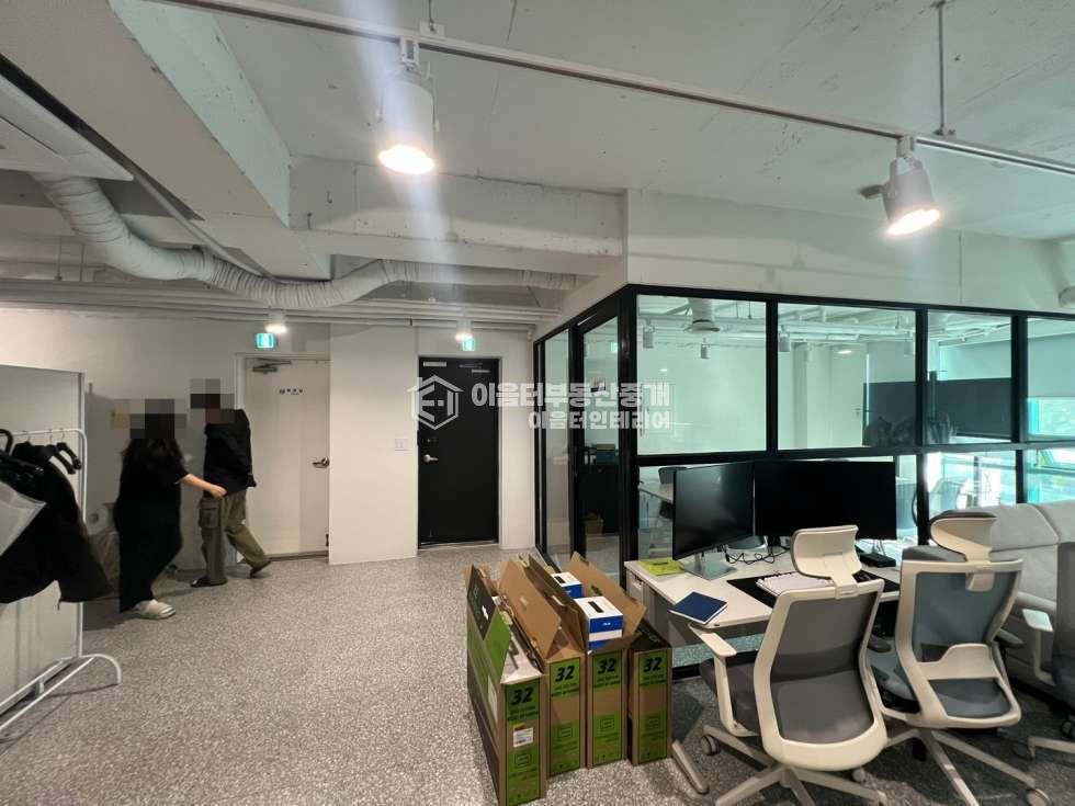 서울 마포구 연남동 연남동 내외관 우수한 사무실.노출천장O엘베O주차3대 월세 매물번호 10465 사진 15