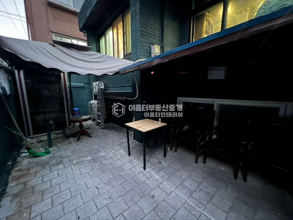 서울 마포구 서교동 서교동 단독주택형 사무실. 지층-1층 통임대. 룸4개.주차3대 월세 매물번호 10470 사진 28