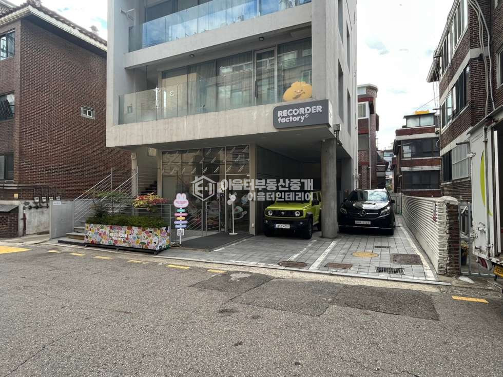 서울 마포구 합정동 합정역세권.내외관 깔끔한 2층 사무실.주차O높은 층고O테라스O 월세 매물번호 10501 사진 5