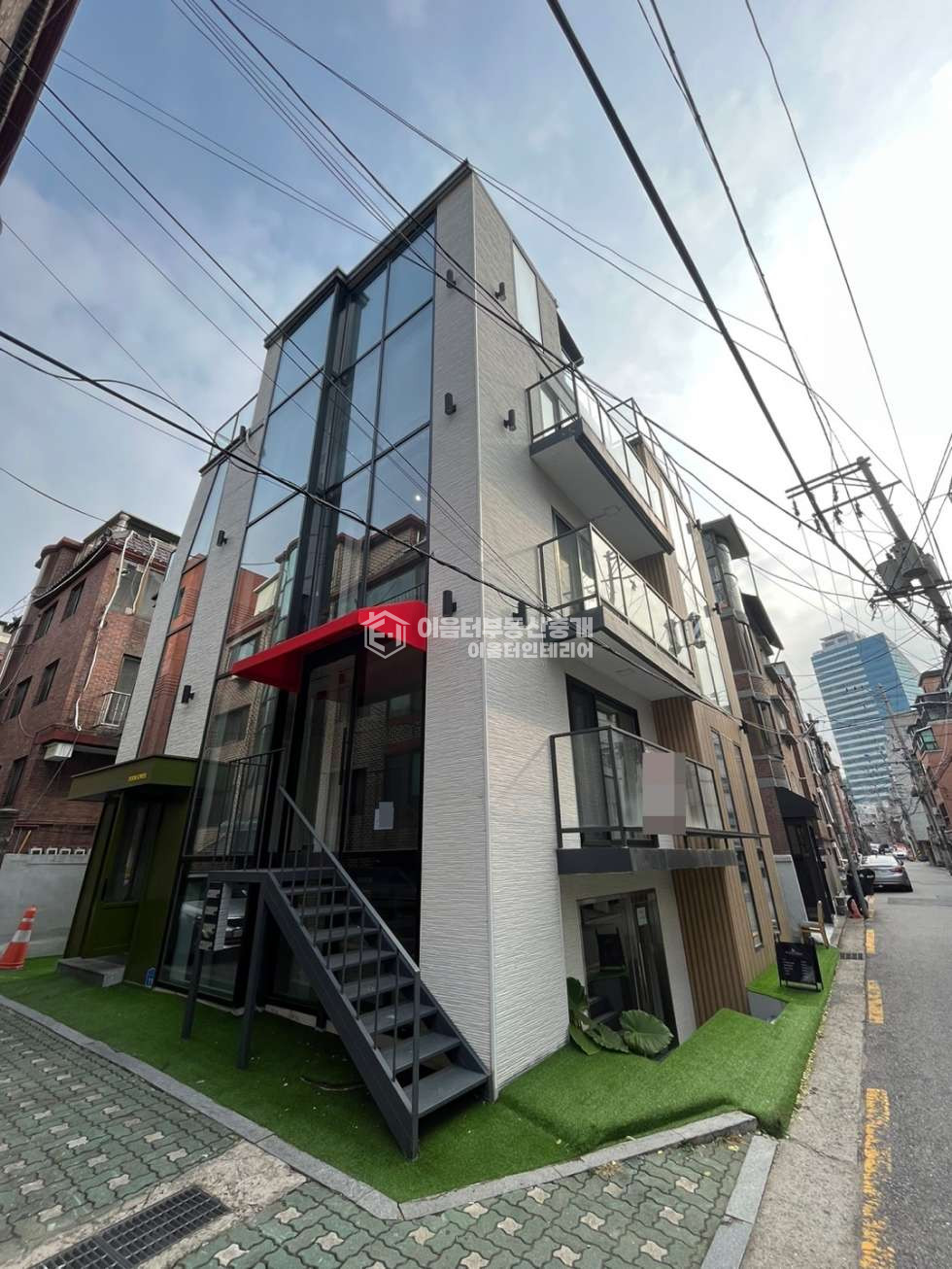 서울 마포구 합정동 합정 노출좋은 반지층 상가 업종제한 없는 무권리 월세 매물번호 10538 사진 1