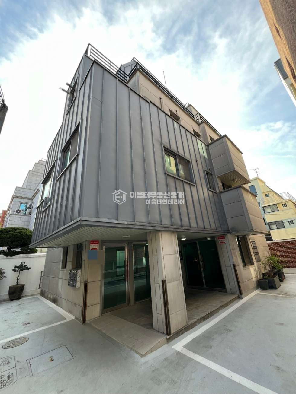 서울 마포구 연남동 무권리 1층 택배물류업 추천 컨디션 S급 사무실 월세 매물번호 10559 사진 1