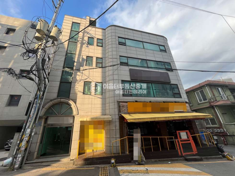 서울 마포구 서교동 서교동 기차길 인테리어 완비된 댄스 연습실 월세 매물번호 10612 사진 1