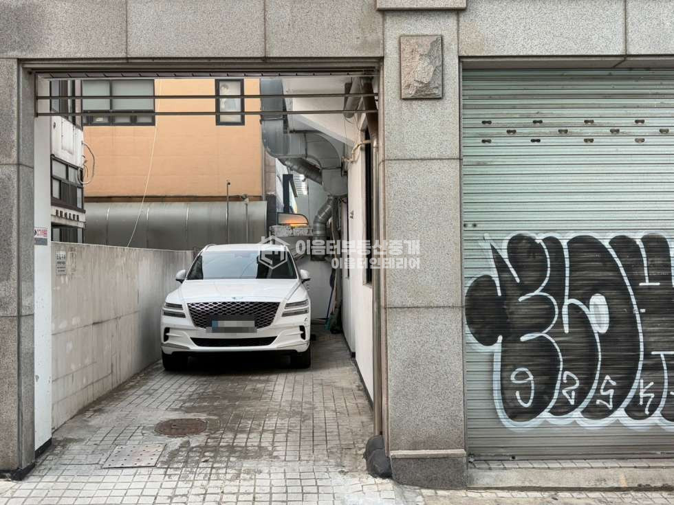 서울 마포구 망원동 망원역 대로변 가성비 좋은 3층 상가 월세 매물번호 10696 사진 2