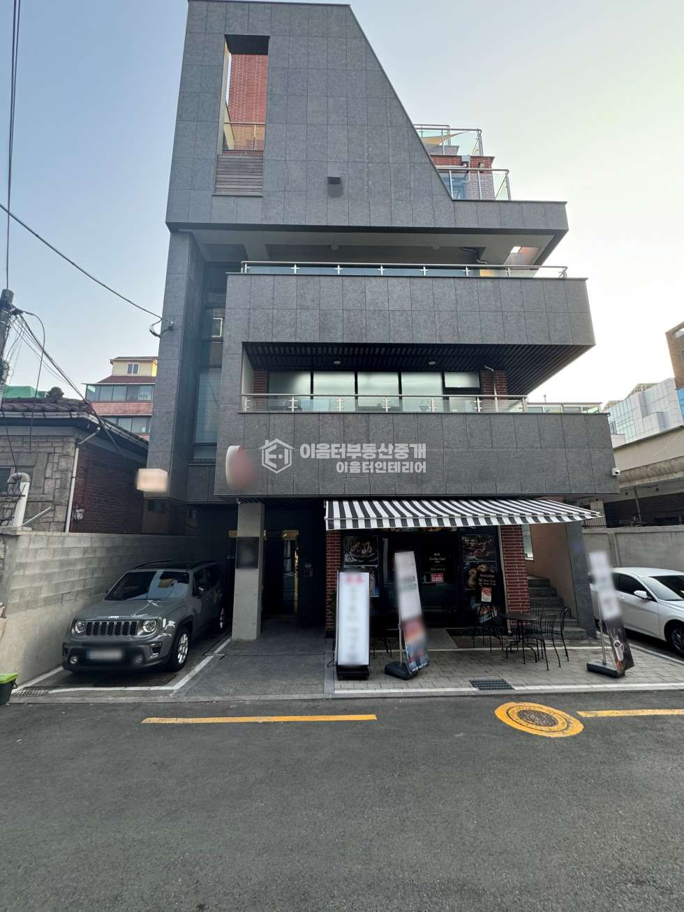 서울 마포구 동교동 홍대역세권 경의선 숲길 인테리어 완비 사무실 월세 매물번호 10775 사진 1
