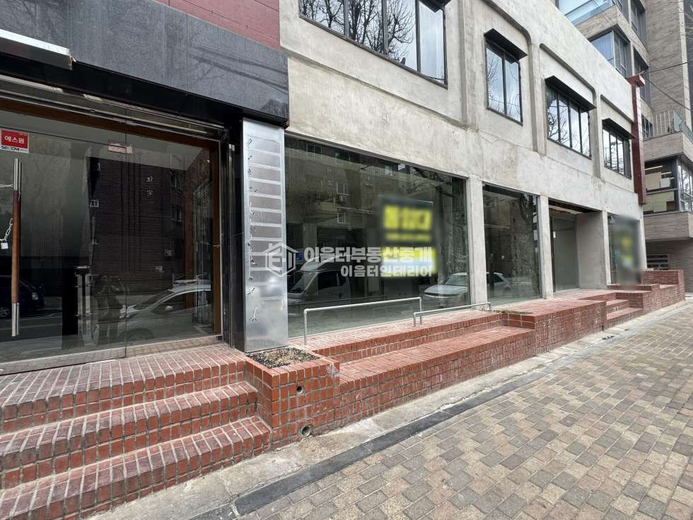 서울 마포구 서교동 트렌디한 통임대 넓은창 노출은 넓은 창 넓은 구조 월세 매물번호 10794 사진 2