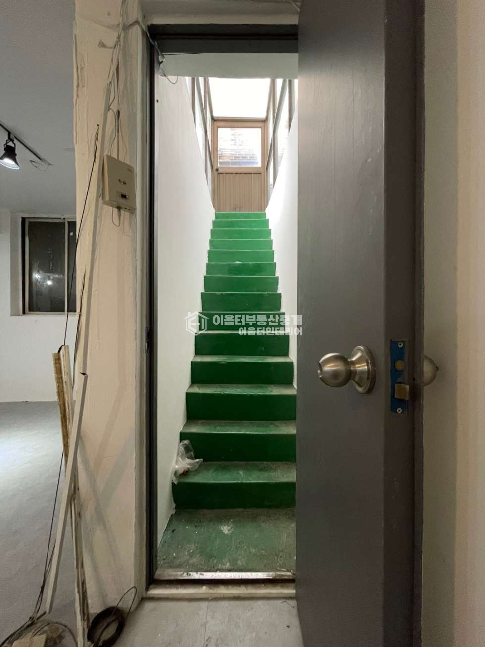 서울 마포구 성산동 최고저렴한 사무실, 망원우체국사거리, 조용하고 깔끔, 무권리, 다른부동산보다 저렴 월세 매물번호 10822 사진 6