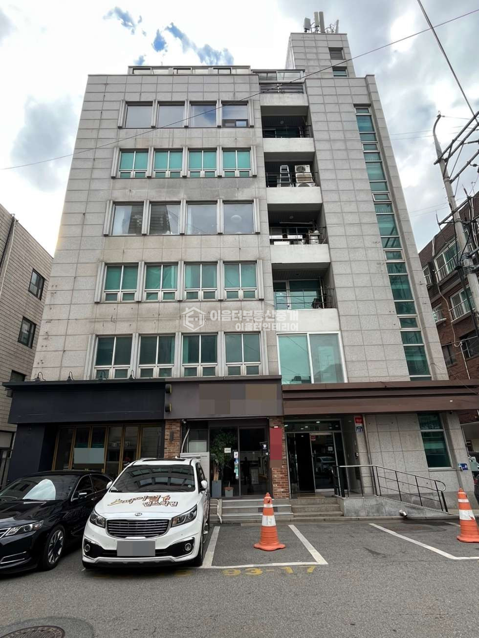 서울 서대문구 연희동 연희동 무권리 초메인상권 1층 통유리 노출 유동인구 추천 월세 매물번호 10854 사진 1