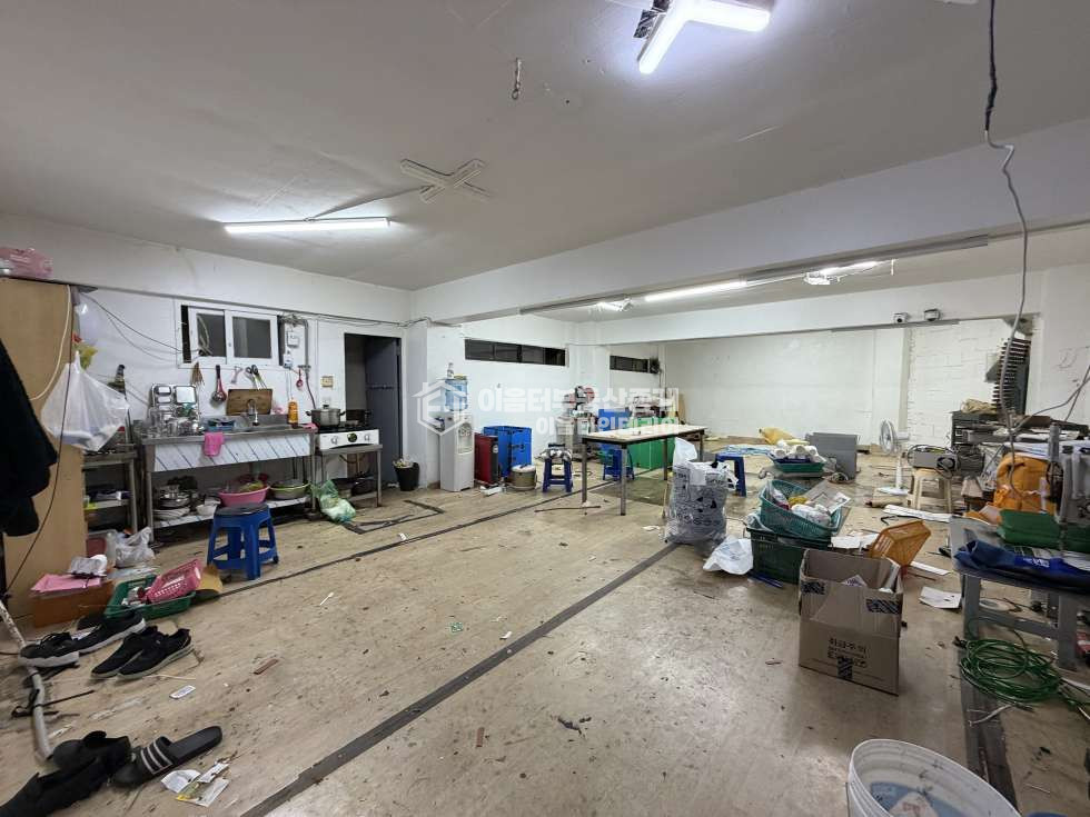 서울 마포구 망원동 망원역세권 대로변 가성비 무권리 사무실 창고 상가 월세 매물번호 11001 사진 2