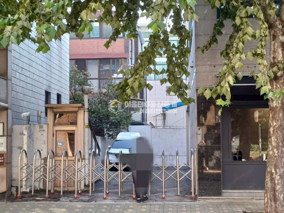 서울 마포구 서교동 홍대입구역 역세권 채광 좋은 깔끔한 인테리어 사무 월세 매물번호 11005 사진 10