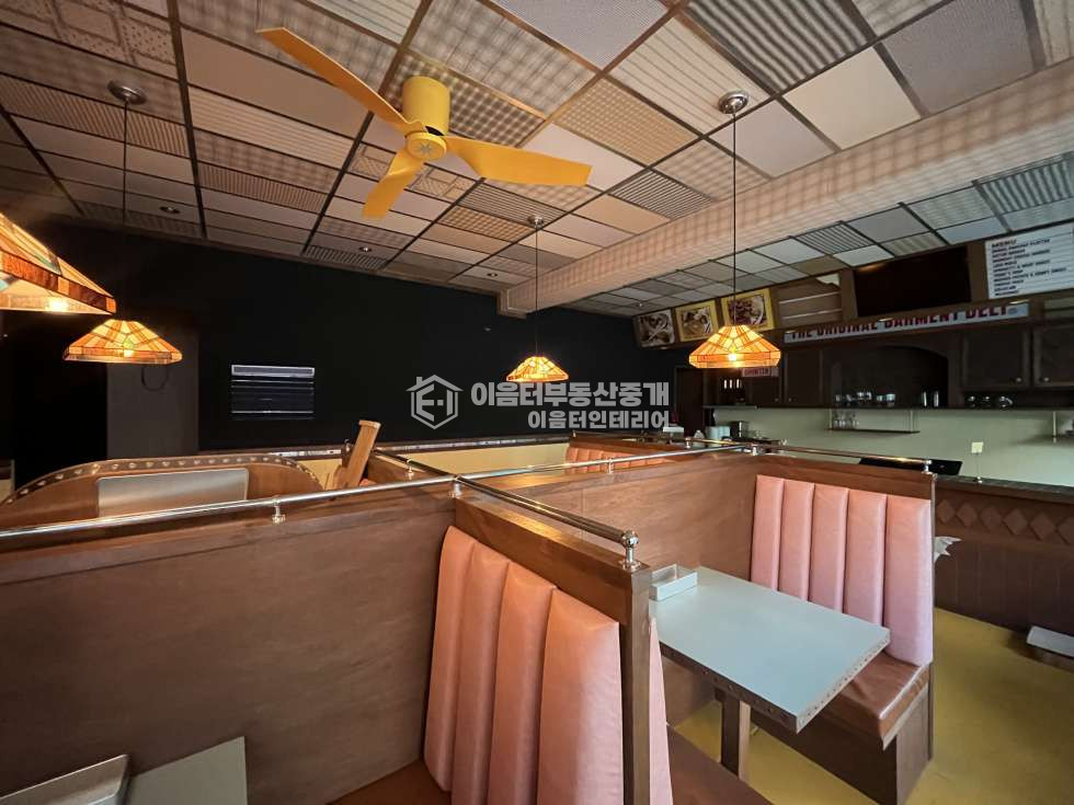 서울 마포구 합정동 망리단길대로변무권리느좋1상가 월세 매물번호 11124 사진 2