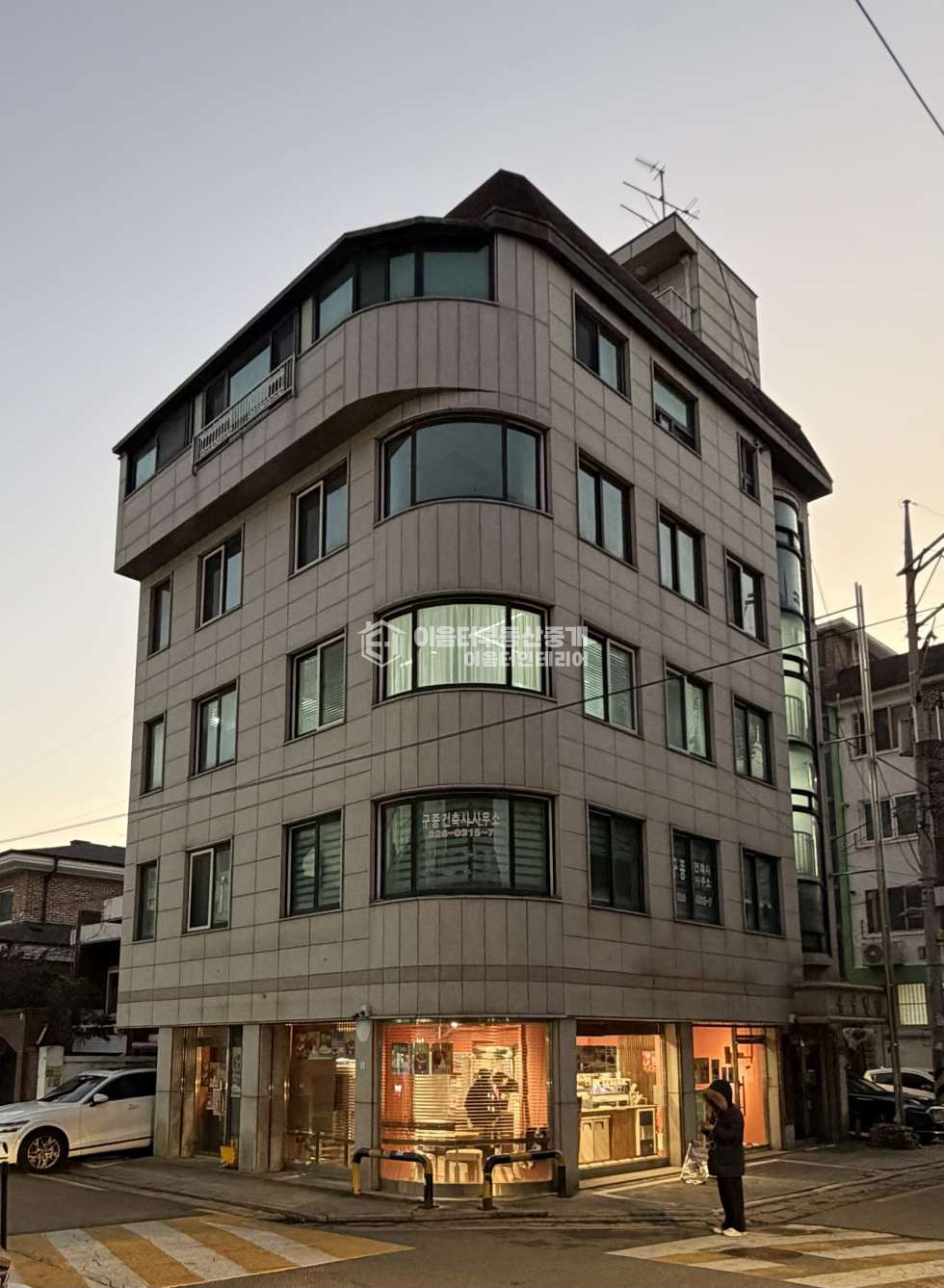 서울 마포구 성산동 성산동 가성비 좋은 4층 사무실 월세 매물번호 11134 사진 1