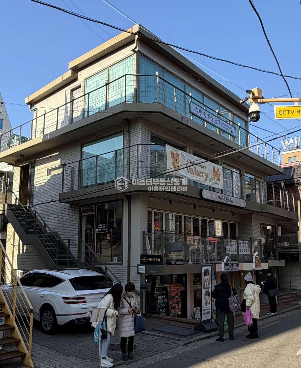 서울 마포구 서교동 인테리어일부 무상지원I 홍대 역세권 내부 컨디션 좋은 가성비 상가 월세 매물번호 11155 사진 1