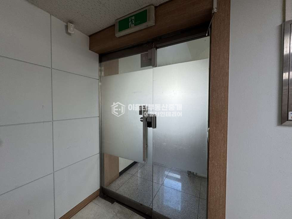서울 마포구 성산동 인테리어일부지원l성산동 가성비 사무실 주차2대 월세 매물번호 11156 사진 2