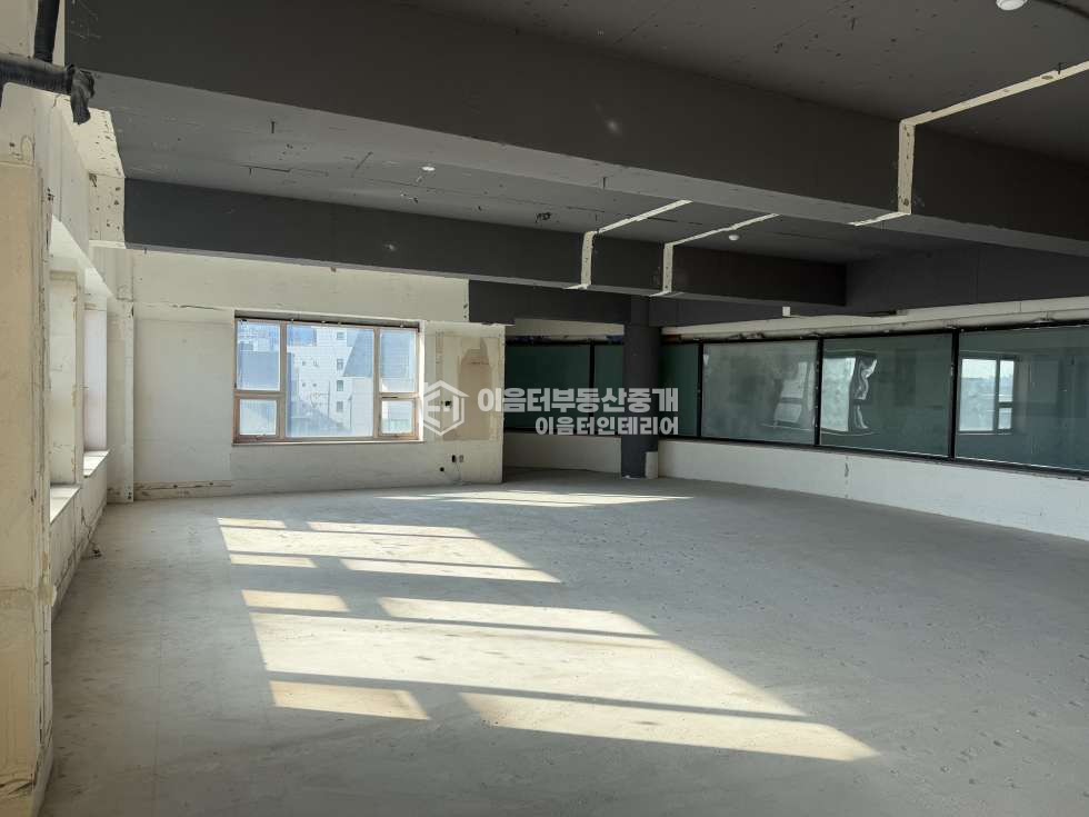 서울 마포구 서교동 KT&G상상마당 인근 가성비 상가 사무실 월세 매물번호 11190 사진 3