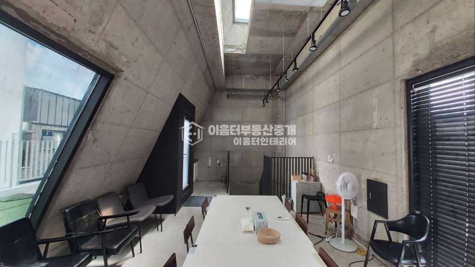 서울 마포구 합정동 최근실사O 4층 사무실 테라스 루프탑 부가세포함 월세 매물번호 10080 사진 39
