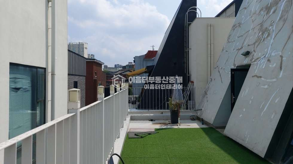 서울 마포구 합정동 최근실사O 4층 사무실 테라스 루프탑 부가세포함 월세 매물번호 10080 사진 46