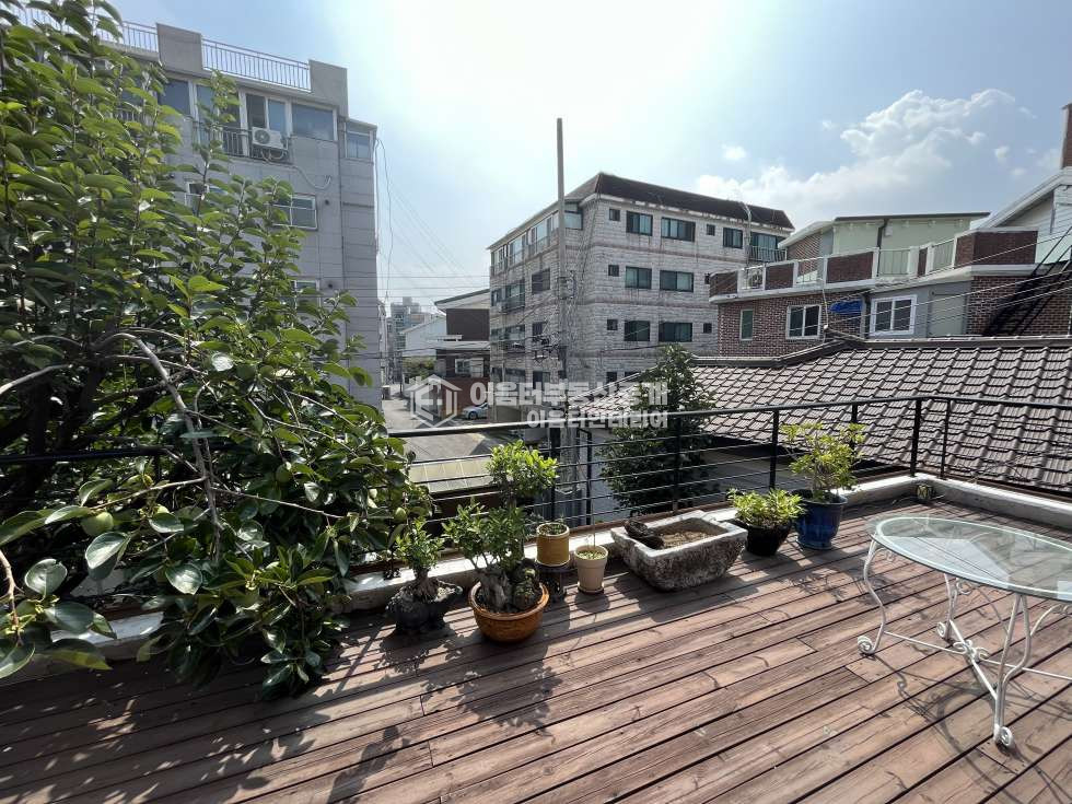 서울 마포구 서교동 망원역세권 정원 테라스예쁜 주차3대가능 올근생변경완료 단독주택형 사무실 월세 매물번호 10083 사진 24