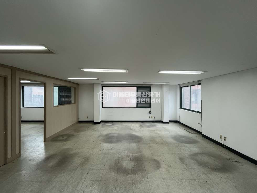 서울 마포구 서교동 서교동 내부룸2개 채광굿 깔끔한사무실 월세 매물번호 10089 사진 11