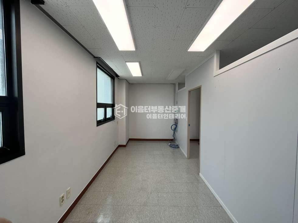서울 마포구 서교동 합정역 역세권 깔끔한 건물 엘베O 주차O 사무실 월세 매물번호 10096 사진 11
