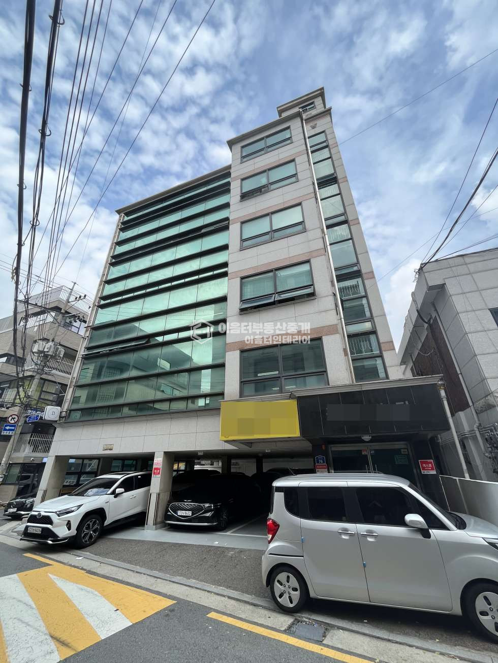 서울 마포구 서교동 합정역세권 엘베 주차완비된 채광좋은 사무실 월세 매물번호 10097 사진 1