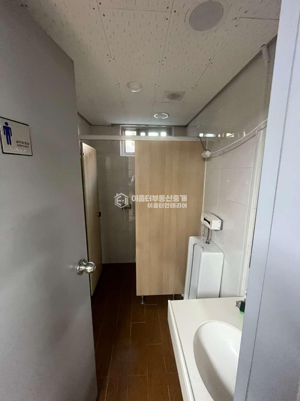 서울 마포구 동교동 홍대역 도보3분 남녀구분화장실 깔끔한1층사무실 월세 매물번호 10109 사진 8