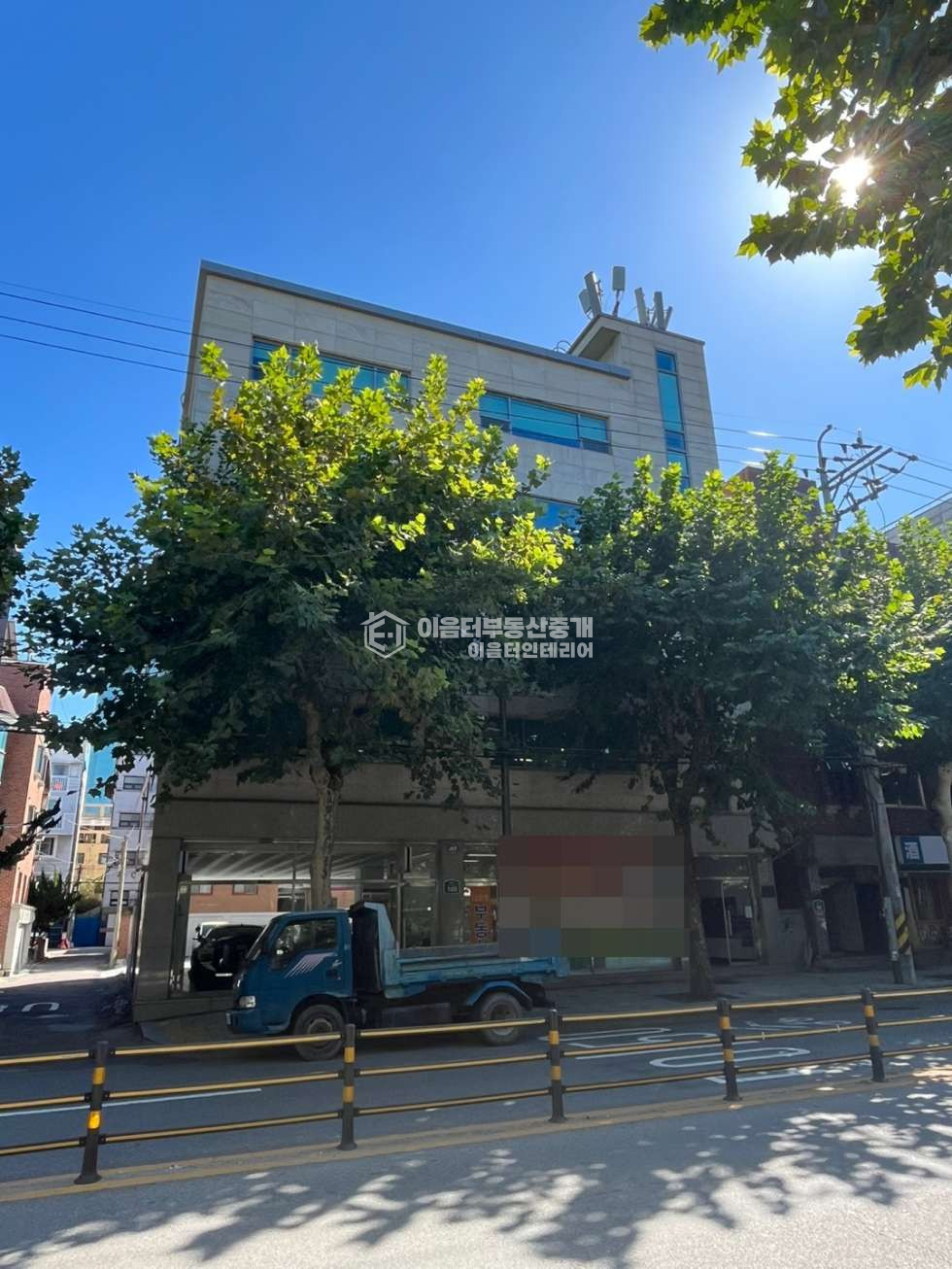 서울 마포구 서교동 망원합정 역세권 깔끔한 사무 전용 건물 월세 매물번호 10113 사진 1