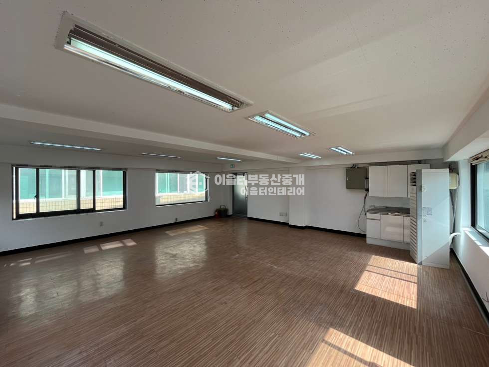 서울 마포구 합정동 합정역세권 깔끔한 사무실 즉시 입주 가능 월세 매물번호 10147 사진 6