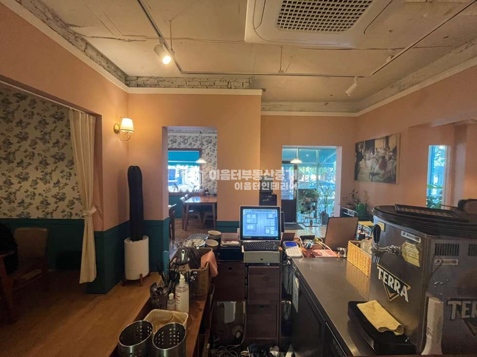 서울 마포구 합정동 합정동 벚꽃길 장사잘되는 1층상가 월세 매물번호 10167 사진 9