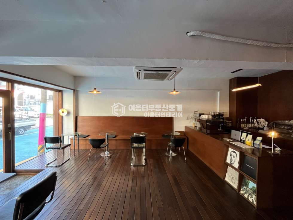 서울 마포구 합정동 합정 하늘길 구조 좋고 네모 반듯한 1층 상가 매물 월세 매물번호 10169 사진 4