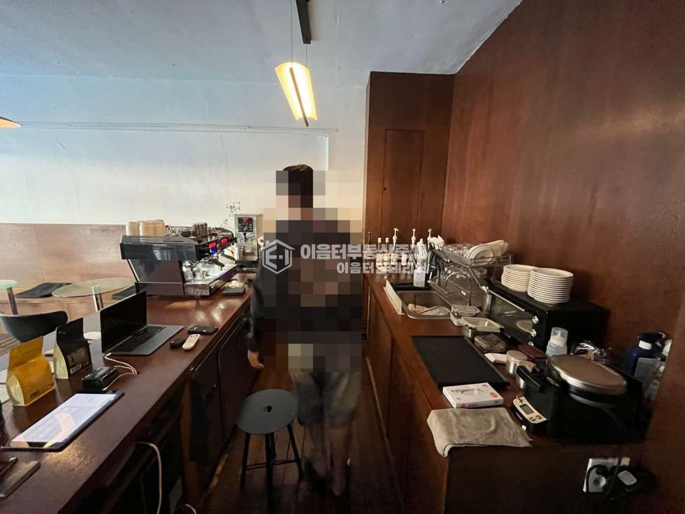 서울 마포구 합정동 합정 하늘길 구조 좋고 네모 반듯한 1층 상가 매물 월세 매물번호 10169 사진 10