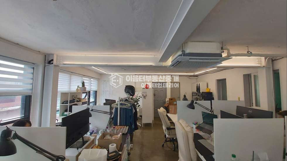 서울 마포구 합정동 합정역역세권 코너건물, 단독층 자주식주차 깔금한사무실 월세 매물번호 10177 사진 7